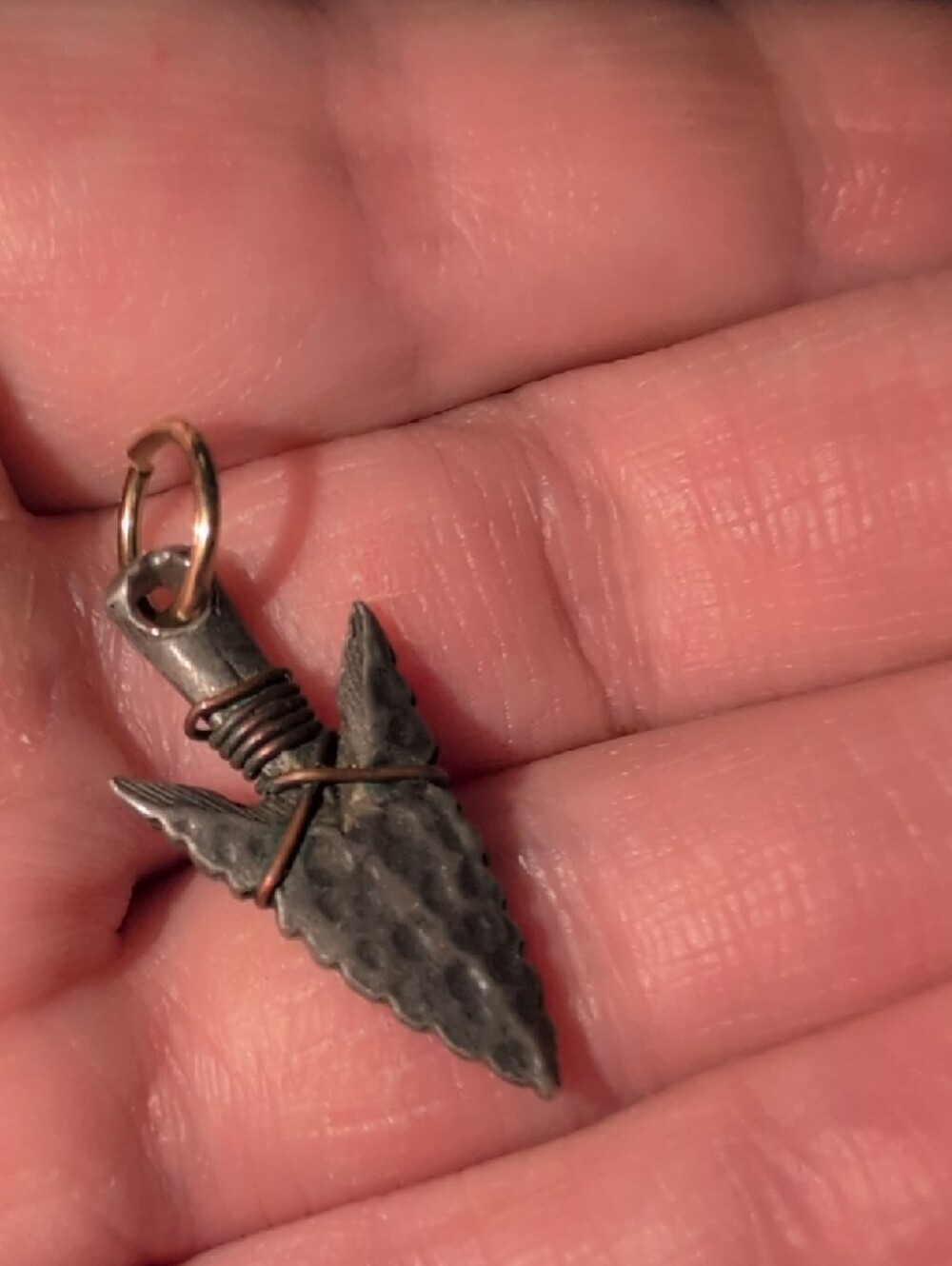 ❤️‍🔥10/$10❤️‍🔥 Arrowhead Charm Pendant in Dark Silver with Copper Wrap - Picture 6 of 6